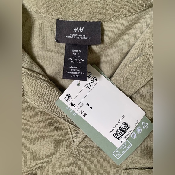 H&M Terry Cloth Collared Top - Picture 3 of 3